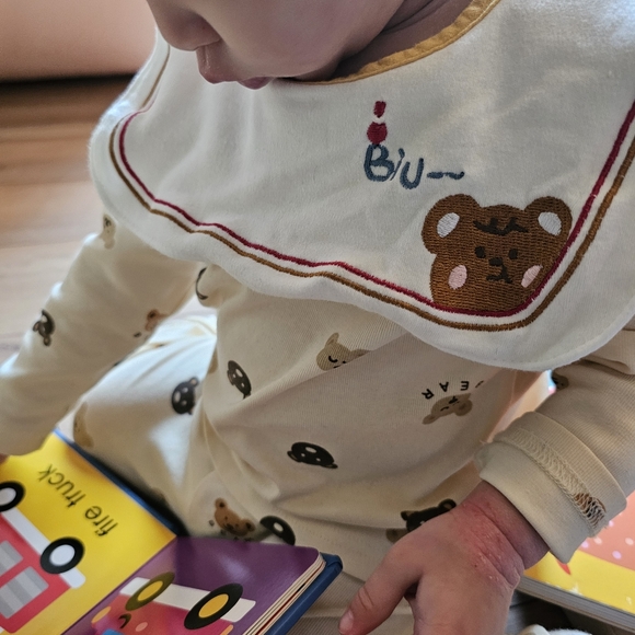 White and Yellow Bibs with Cute Embroidered Designs - Picture 7 of 10